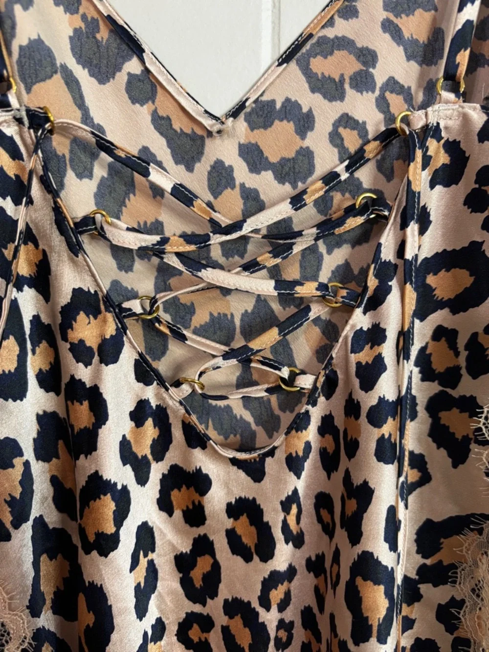 Victoria’s Secret Leopard Lace Cami XS Y2K Satin Tie Back Top Going Out - Picture 4 of 14